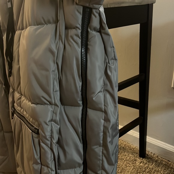 Gallery new coat. Light sage.  Side zipper. Great looking - Picture 5 of 5